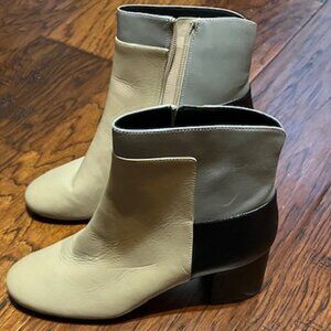 Cole Haan Arden Grand Bootie. Tan w/Black and Gray leather colorblock size 7.5 B